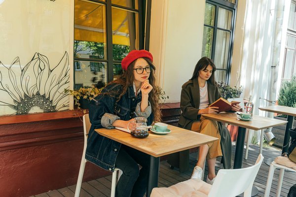 Ultimate puppy pleasures: irresistible training treats to energize even the most reluctant pugs!